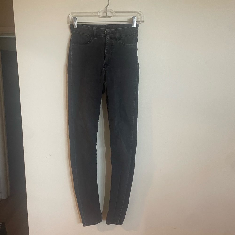 Skinny jeans